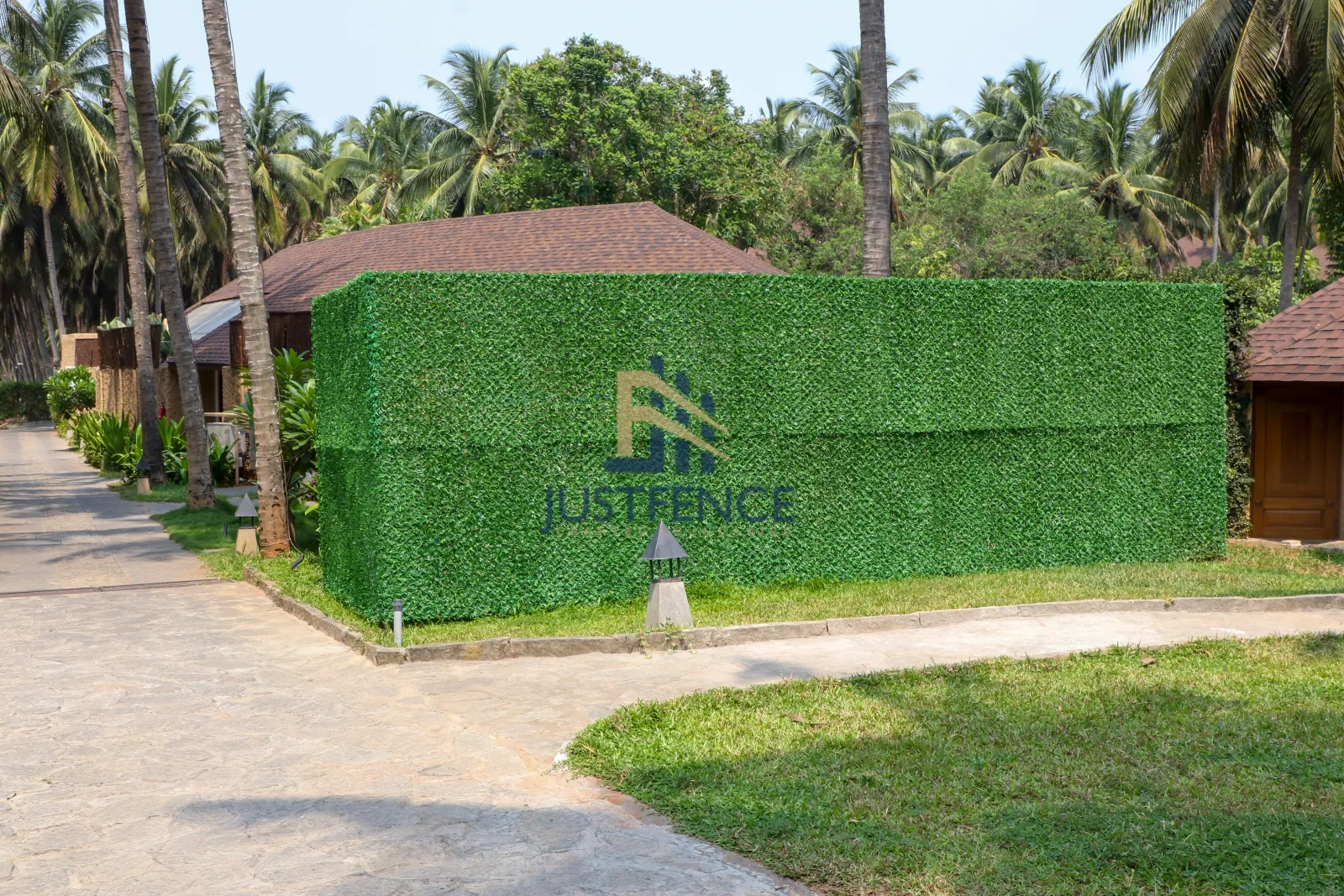 JF Privezy Grass Wall installation