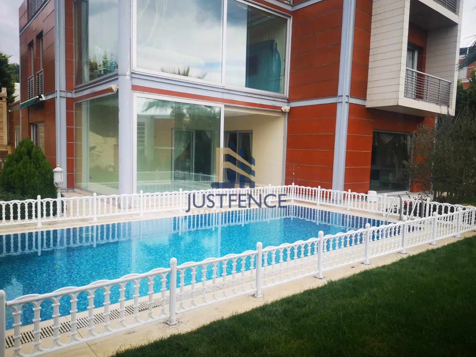 JF Antiqo Fence installation